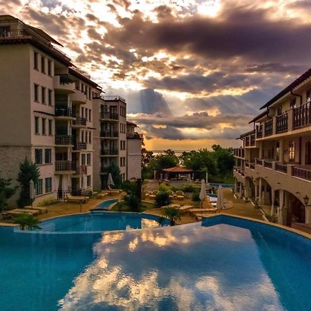 Crosswaybg Appartement Obzor Buitenkant foto